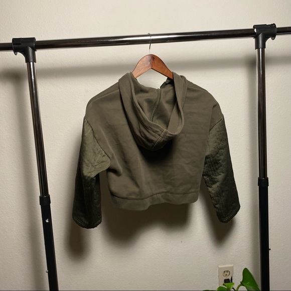 Puma Evo Olive Green Cropped Hoodie Jacket - Picture 5 of 7